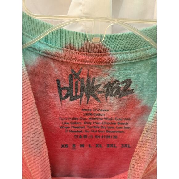 Blink-182 Drip Logo Tie-Dye T-Shirt Unisex Size Small Pink/Green 100% Cotton - Picture 5 of 7